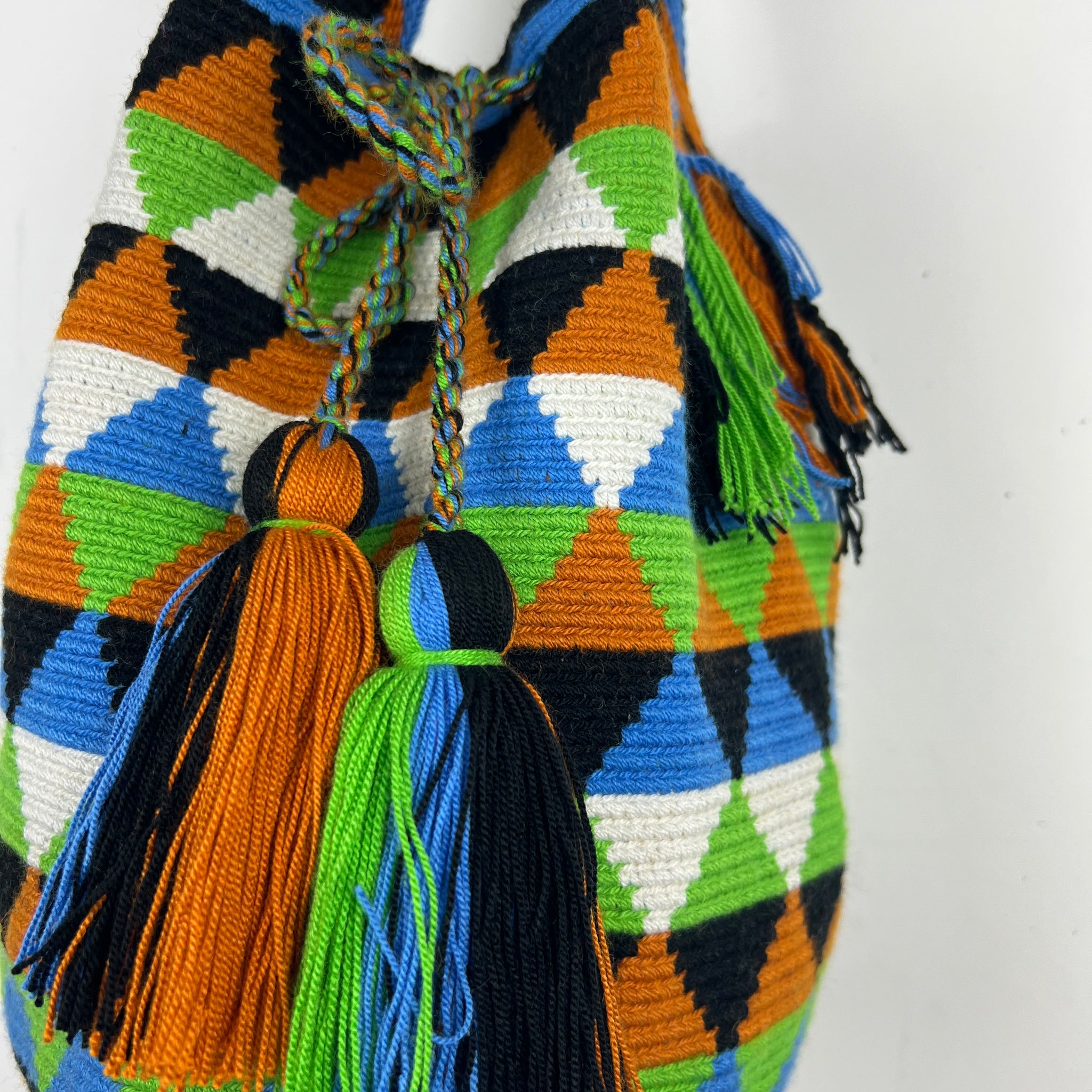 Cannia Wayuu Bucket Bag