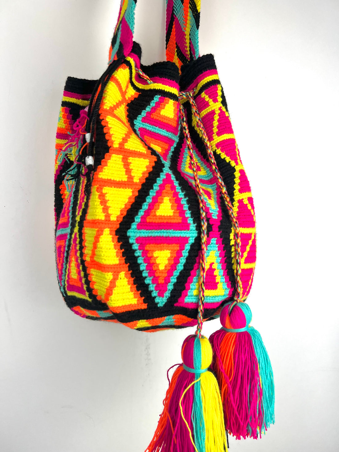 Popaya Wayuu Bucket Bag