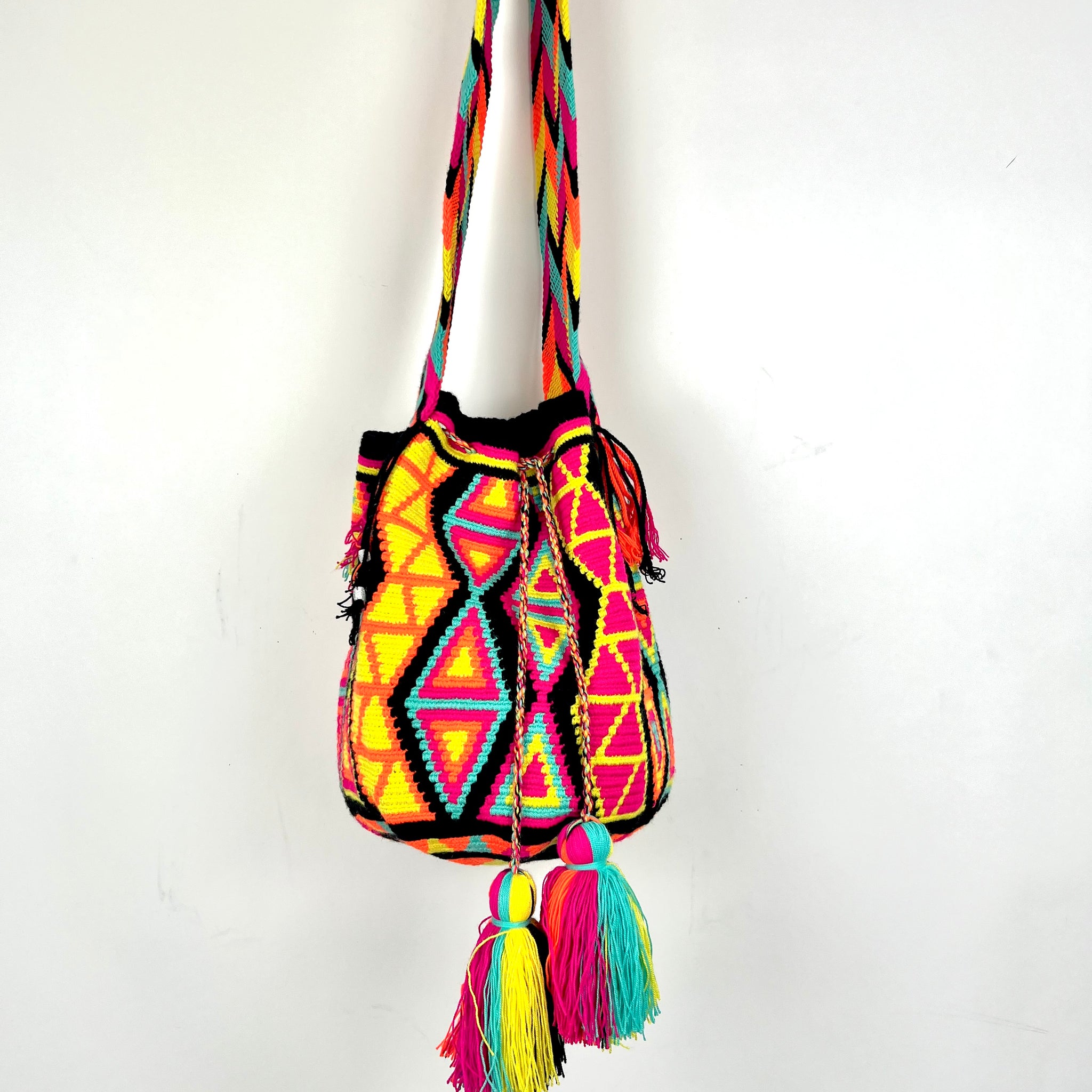 Popaya Wayuu Bucket Bag