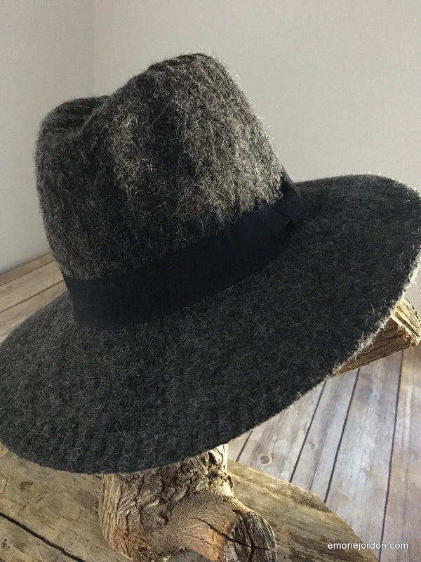 Sweater Homburg Brimmed Hat