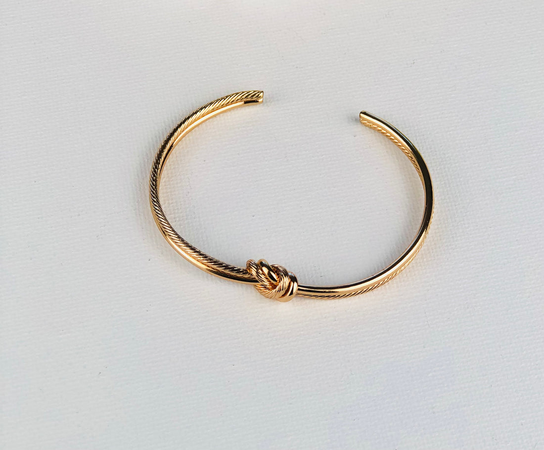 Rosy Knot Bangle