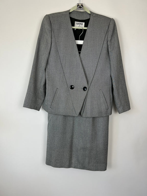 Live: 78 Vintage V Cut 2 PC Skirt Suit