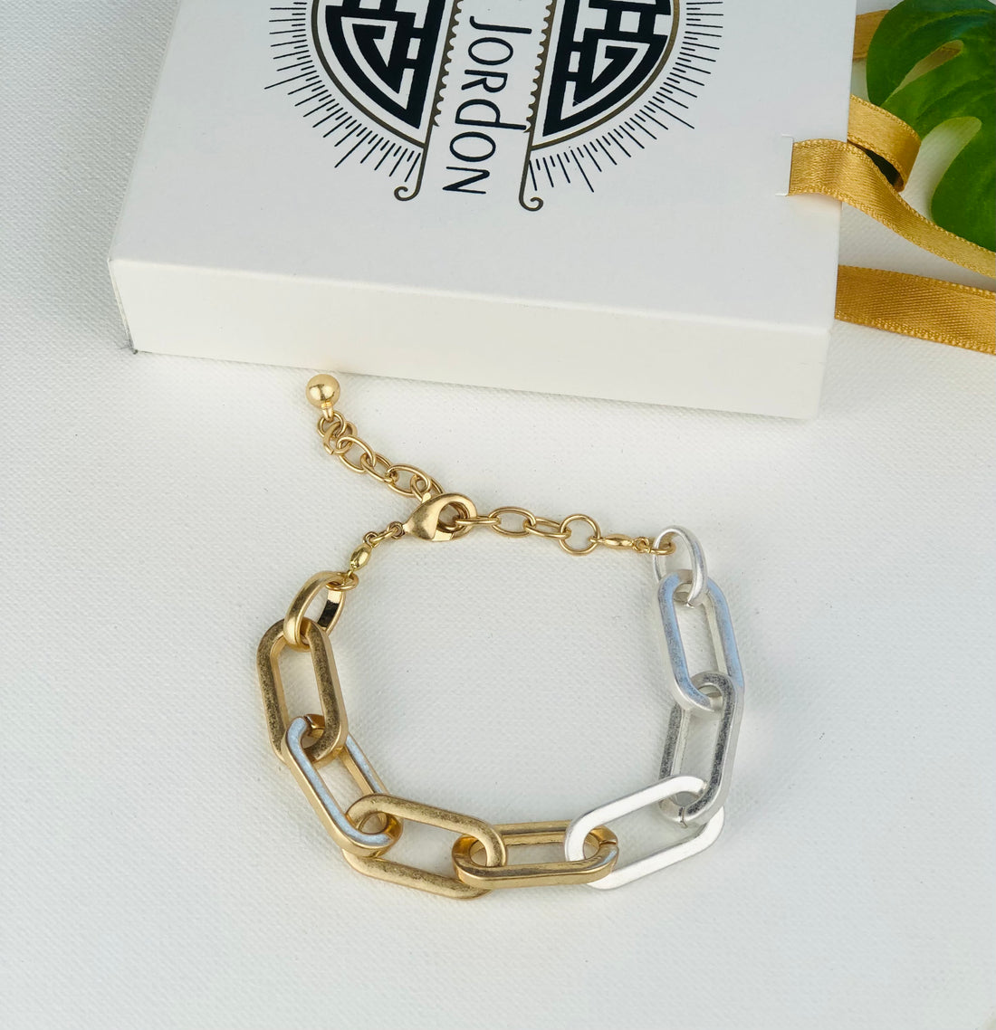 Liza Linked Bracelet