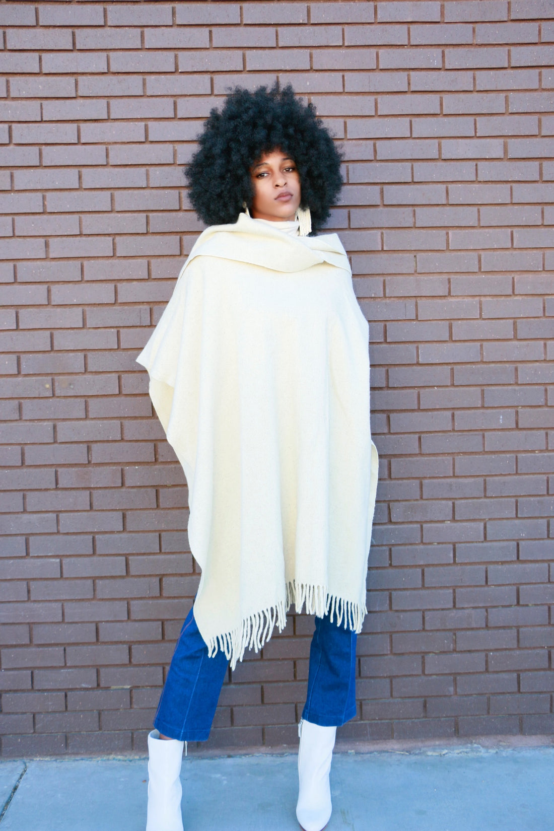 Live: 178 Ivory Vintage Tunic Cape with Scarf